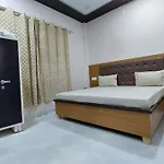 Gour Home Stay